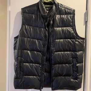 Mens Dark Navy Puffer Vest Size Large - Great Condition